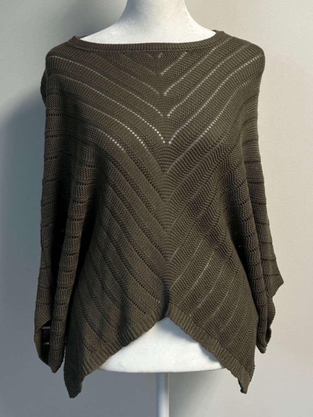 Bishop + Young Green Zen Sweater S - Picture 2 of 7